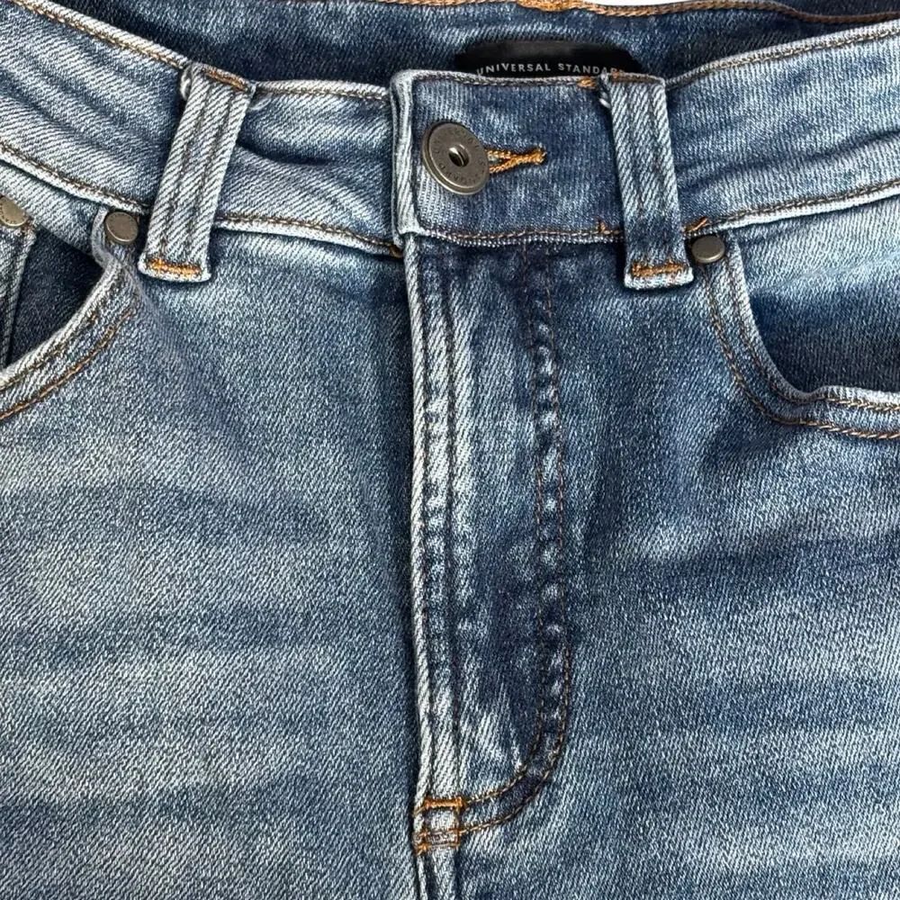 Universal‎ Standard Raw Hem Skinny Jeans Size 8 Long Blue Stretch Denim Casual
